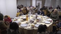 8 Mart Dünya Kadınlar Günü'nde yetim aileleri yemekte bir araya geldi
