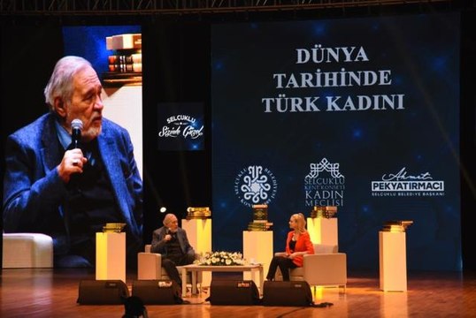 Tarihçi İlber Ortaylı'dan kadınlara hak arama tavsiyesi