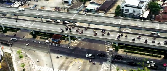 Return of the Warrior Trailer (2) OV