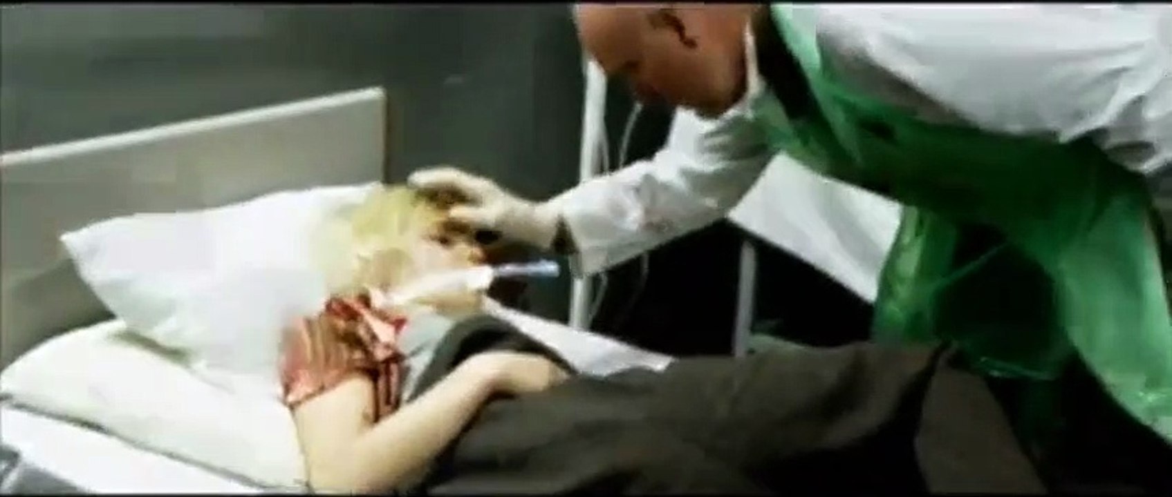 World of the Dead: The Zombie Diaries Trailer DF