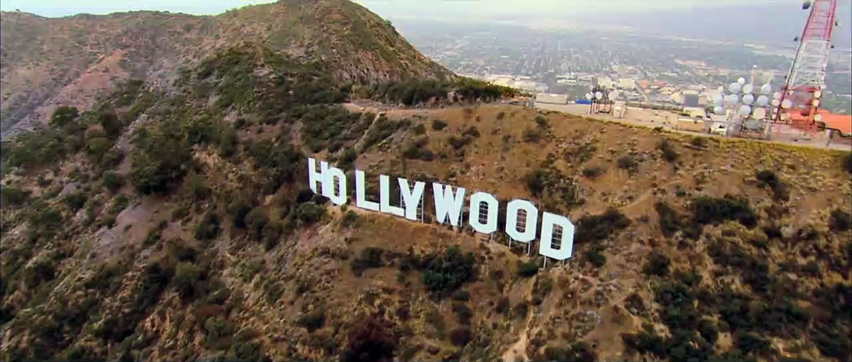 Jem And The Holograms Trailer (2) DF