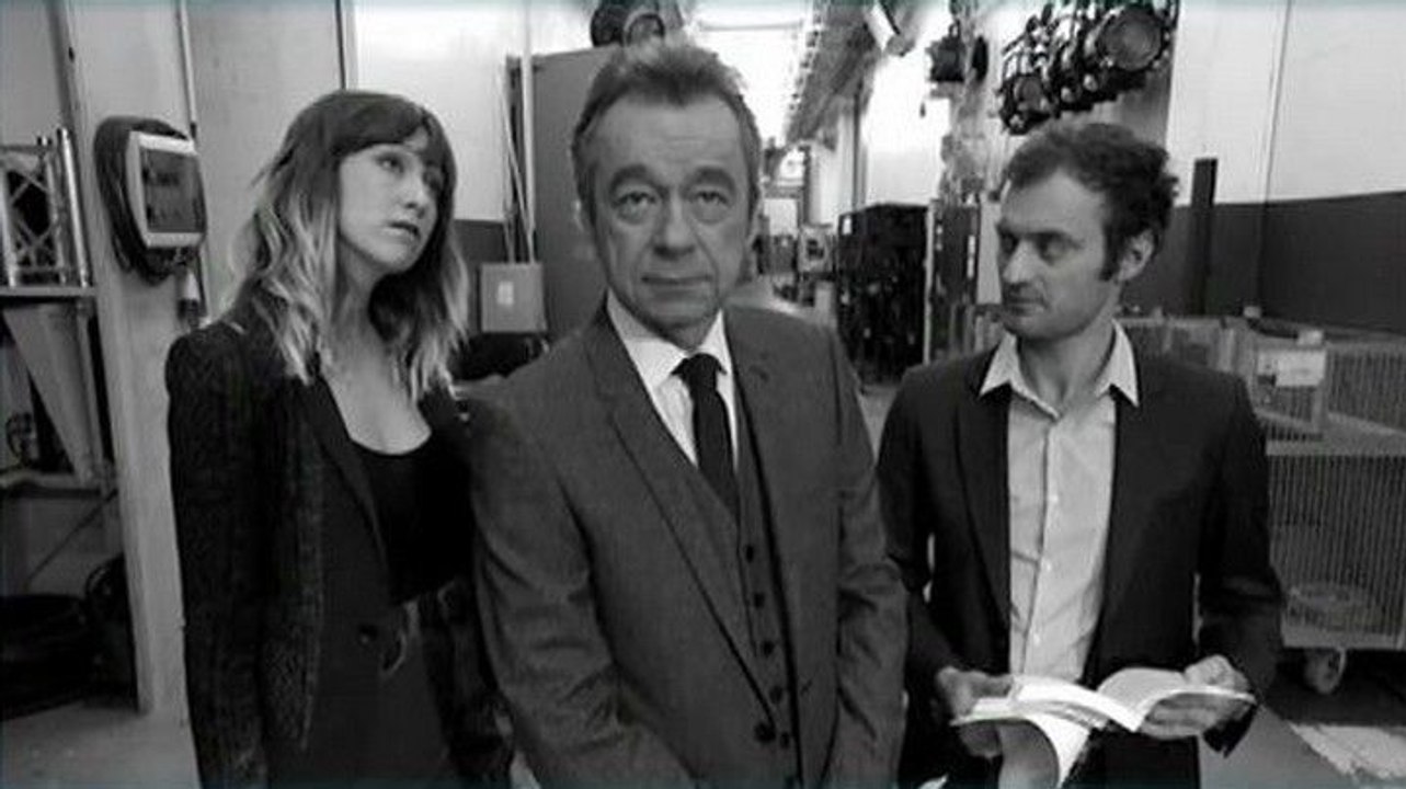 Zapping best-of 24/12 : quand Michel Denisot se prend pour Brad Pitt !