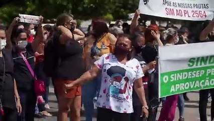 No Dia Internacional da Mulher, Efraim participa de ato pela aprovação do piso da enfermagem