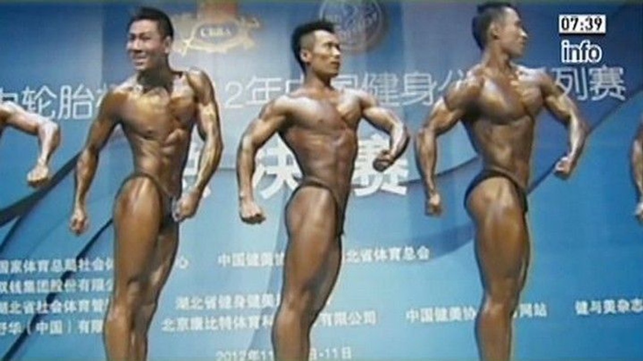 Zapping Sport 24/11 : une belle brochette d'hommes musclés et dorés !