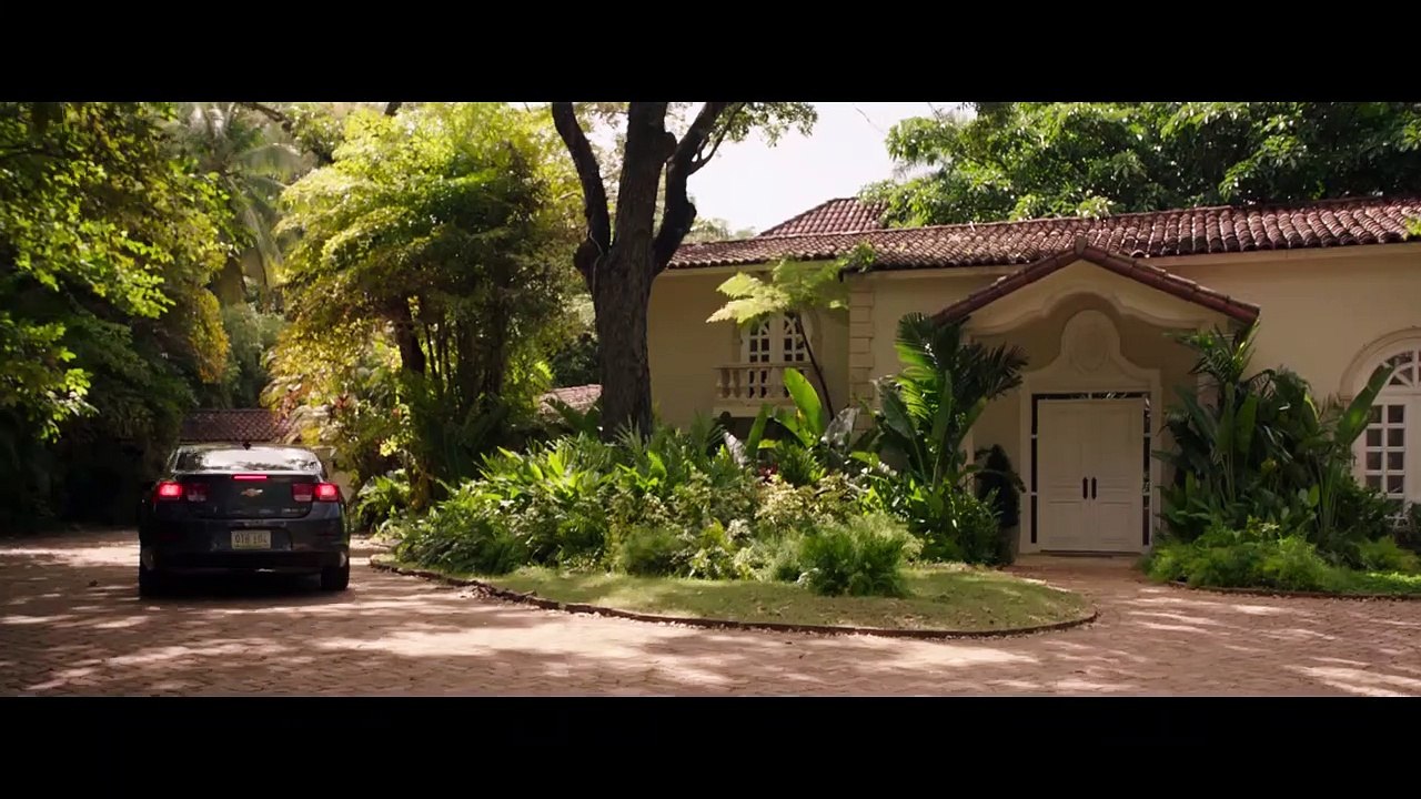 Replicas Trailer (2) OV