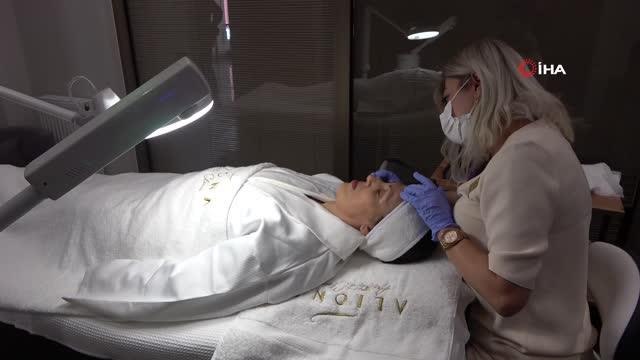 Açtığı estetik klinikte 14 kadına istihdam sağladı