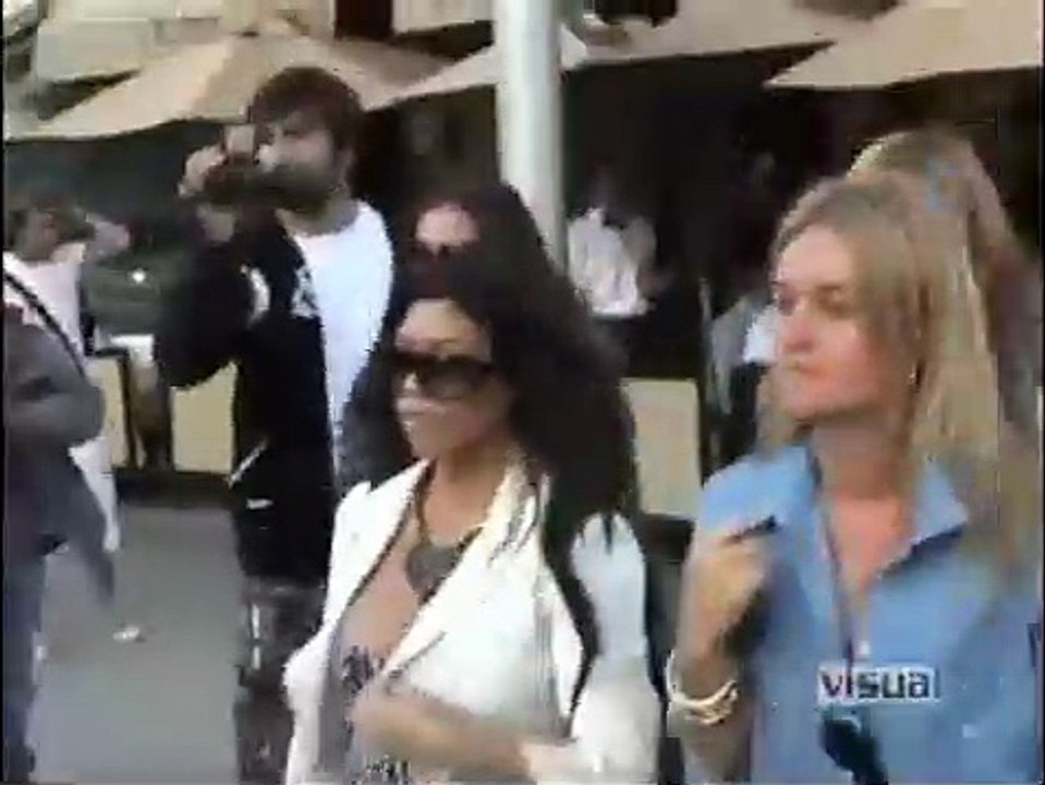 kourtney Kardashian au resto entre amis