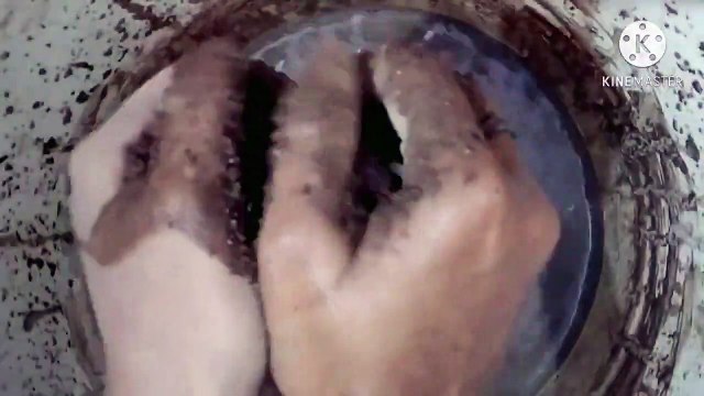 ASMR Gritty Sand Cement Crunchy Water Crumbles Cr: ASMR Kavita❤