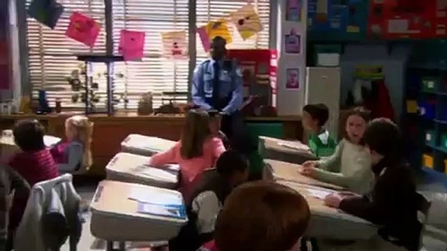 Mike & Molly Trailer OV