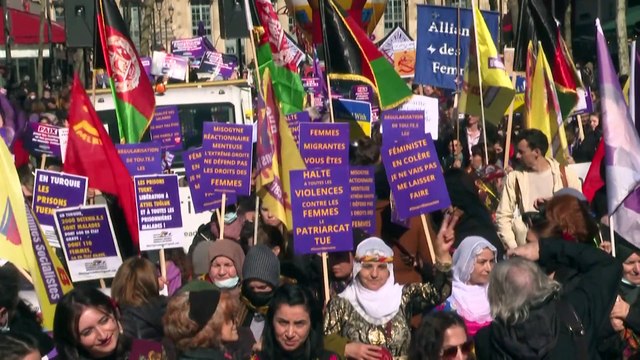Journée internationale des femmes : rassemblements en solidarité avec les Ukrainiennes