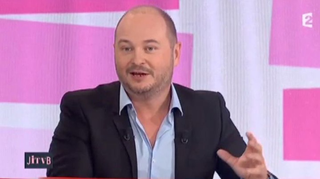 Zapping du 27/11 : "Cauet, 5 lettres, comme merde"