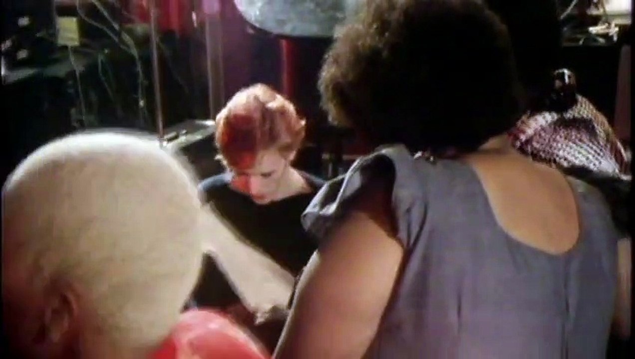 20 Feet From Stardom Videoclip DF