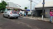 Focus e Strada se envolvem em grave colisão no Bairro Pioneiros Catarinenses