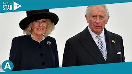 [AS]  Charles et Camilla : leur fils caché supposé s'adresse directement à la reine Elizabeth !