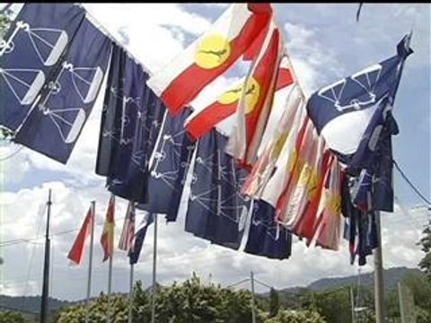 Kibar bendera sebelum PRU tidak wajar