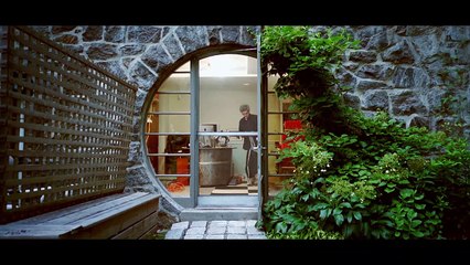 How To Build A Time Machine Trailer OV