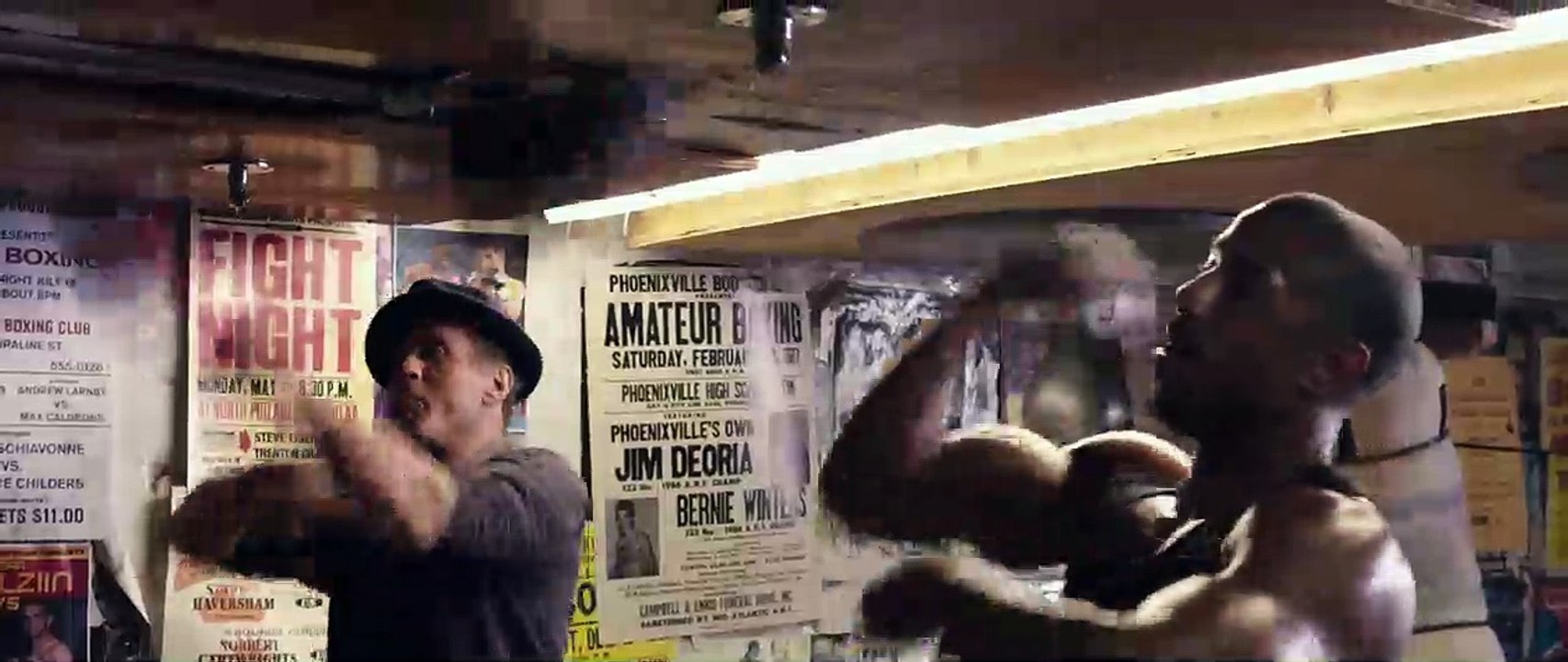 Creed - Rocky's Legacy Trailer DF