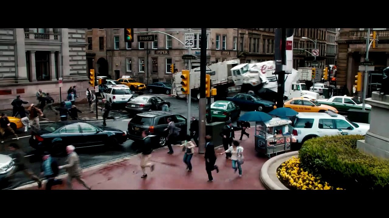 World War Z Trailer DF