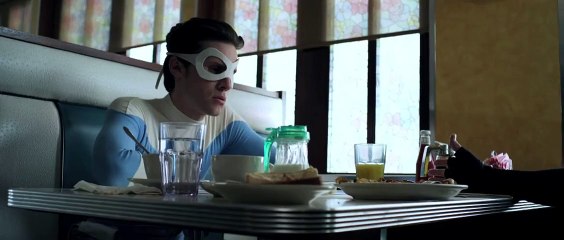 Alter Ego - Große Helden, noch größere Probleme Trailer OV