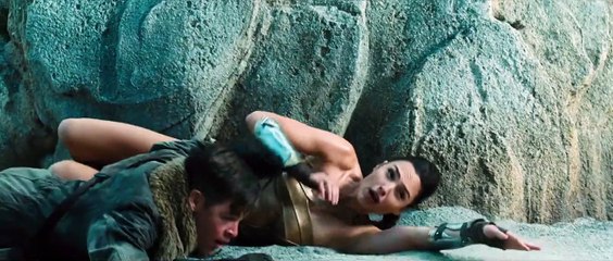 Wonder Woman Trailer (5) OV