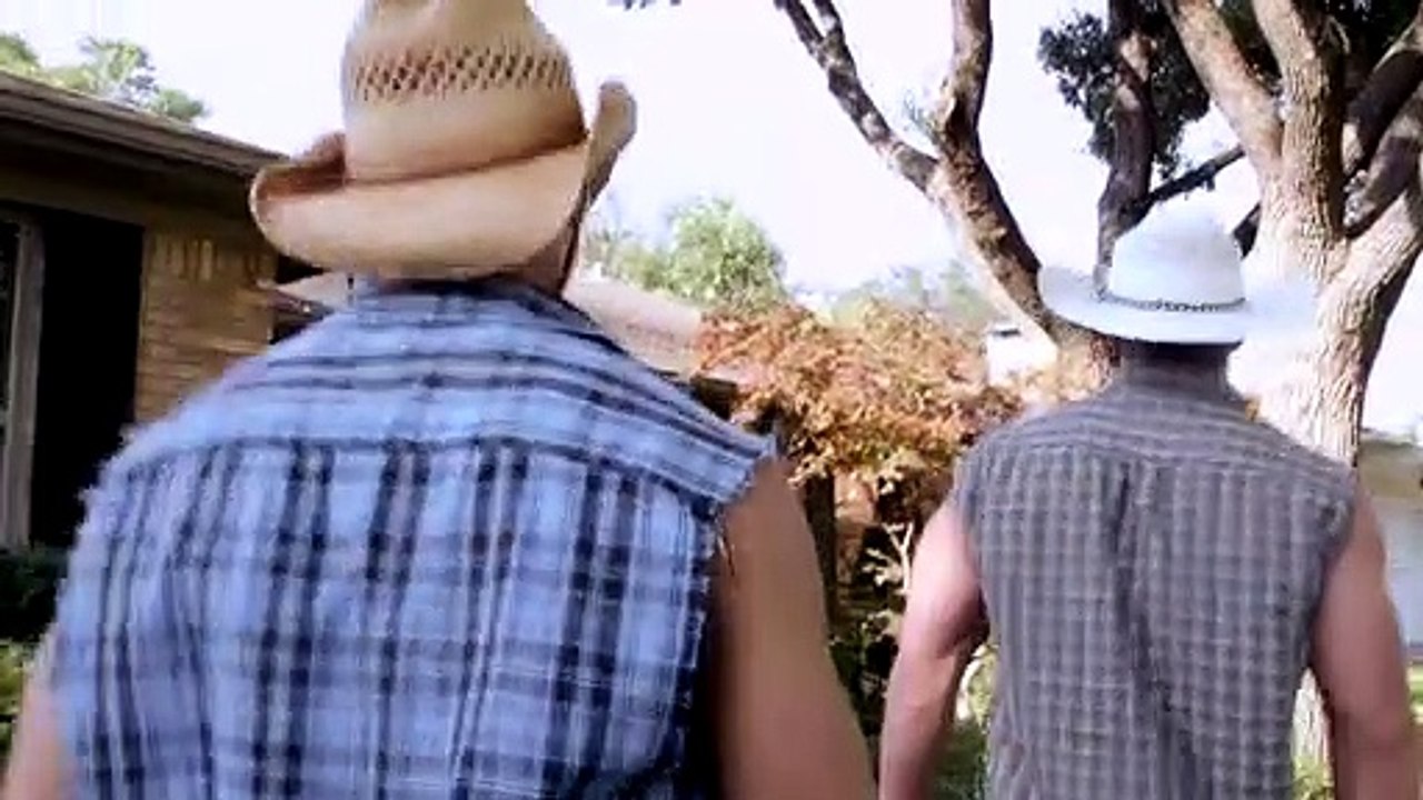 La Bare Trailer OV