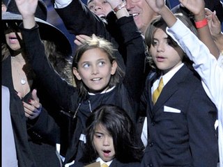 Michael Jackson For Ever son dernier hommage et ITW de Jamie Hins le petit copain de Kate Moss !