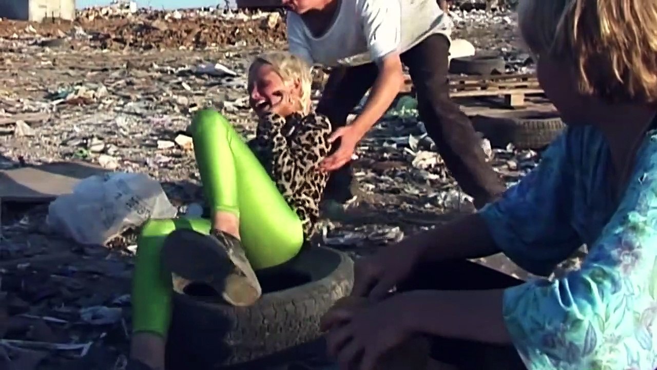 Yulas Welt Trailer OmU