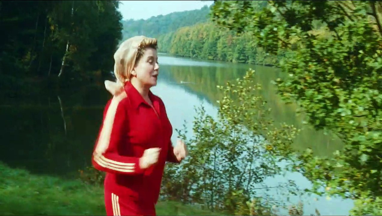 Das Schmuckstück Trailer DF
