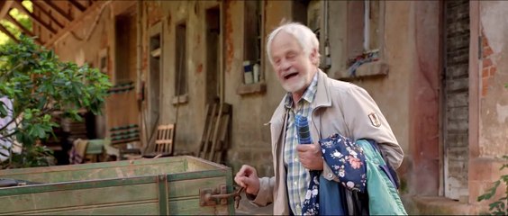 Täterätää! Die Kirche bleibt im Dorf 2 Trailer DF