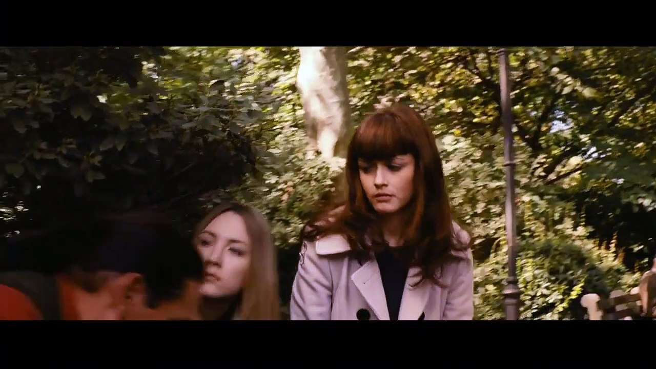Violet & Daisy Trailer OV