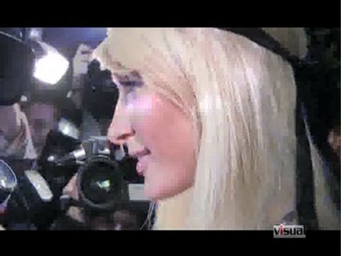 VIDEO PUBLIC : Paris Hilton : sa vie sans Doug Reinhardt est plus drôle !