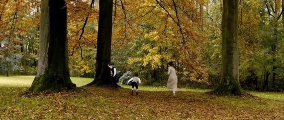 Ein Versprechen - Reise in die Vergangenheit Trailer OV