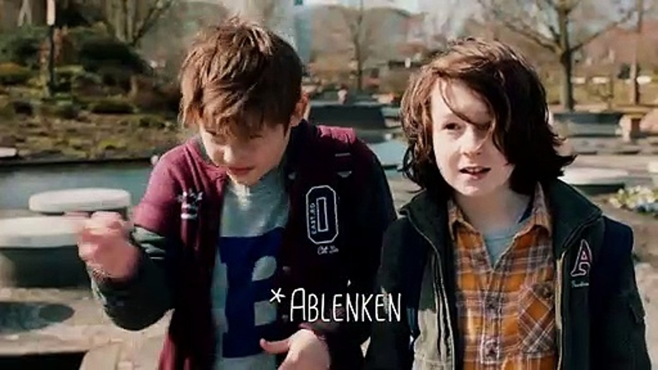 Simon sagt Auf Wiedersehen zu seiner Vorhaut Trailer DF