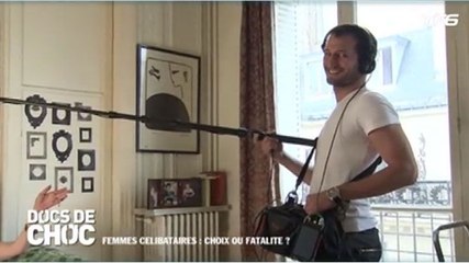 Zapping hebdo 27/05 : un preneur de son dragué en plein reportage !