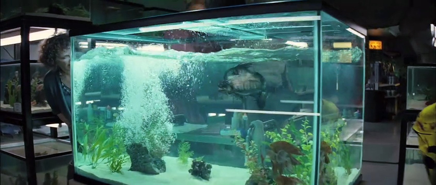 Piranha 3D Trailer OV