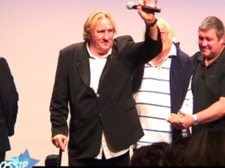 Gérard Depardieu est arrivé au festival du Cap d’Agde avec le pied cassé !