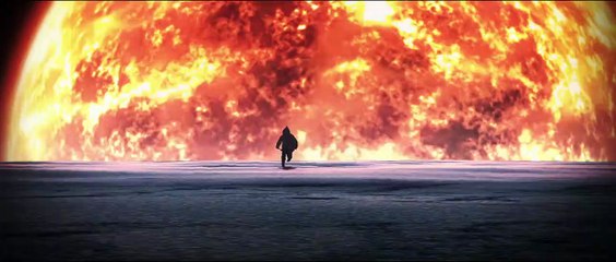 Chloe rettet die Welt Trailer (2) OV