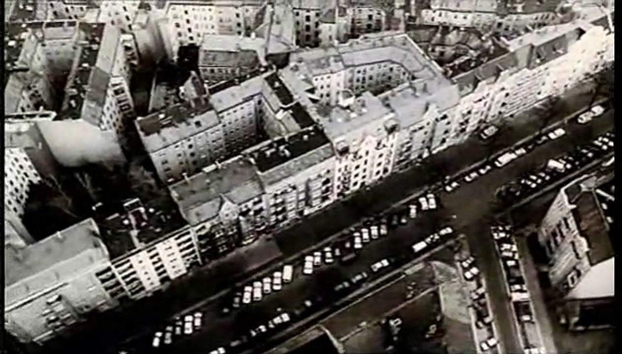 Der Himmel über Berlin Trailer (2) DF