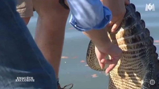 Zapping 25/05 : B. de la Villardière met ses doigts partout