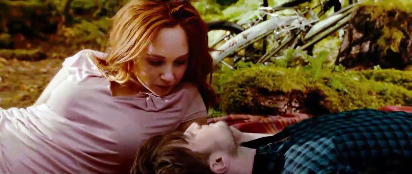 Horns Trailer (4) OV video Dailymotion