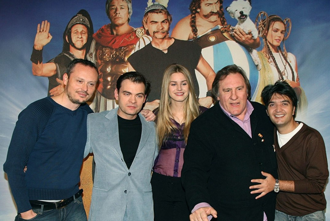 Astérix aux Jeux Olympiques : le casting face à la presse internationale