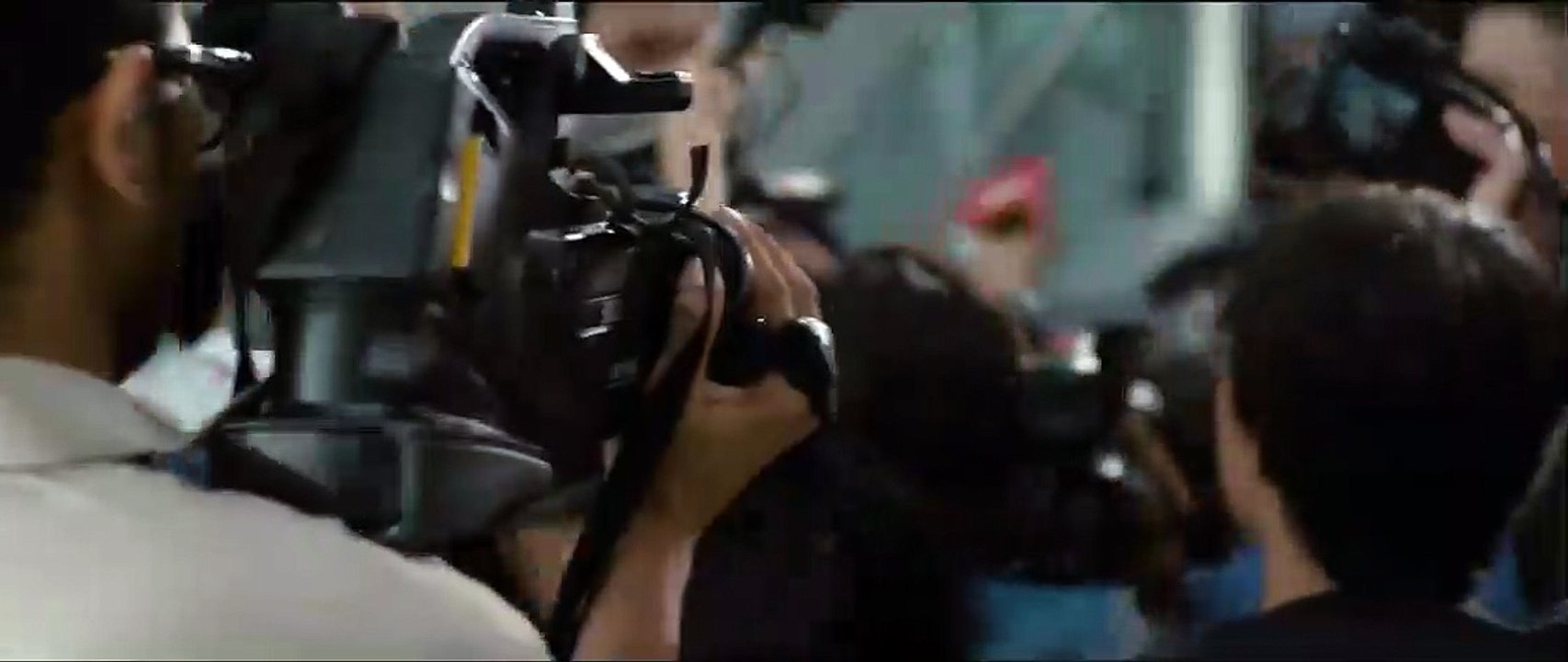 Killers Trailer (2) DF