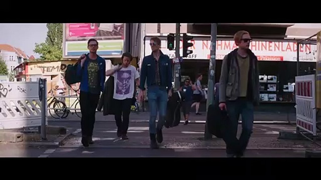 Lost in the Living Trailer DF