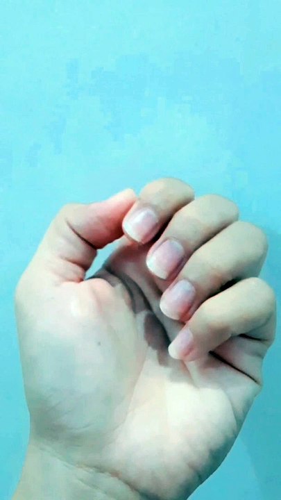 Nail Art with Only 2 colors is very easy and simple you should try at home