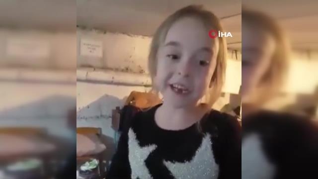 Ukrayna'daki sığınakta şarkı söyleyen küçük kız, büyük ilgi gördü