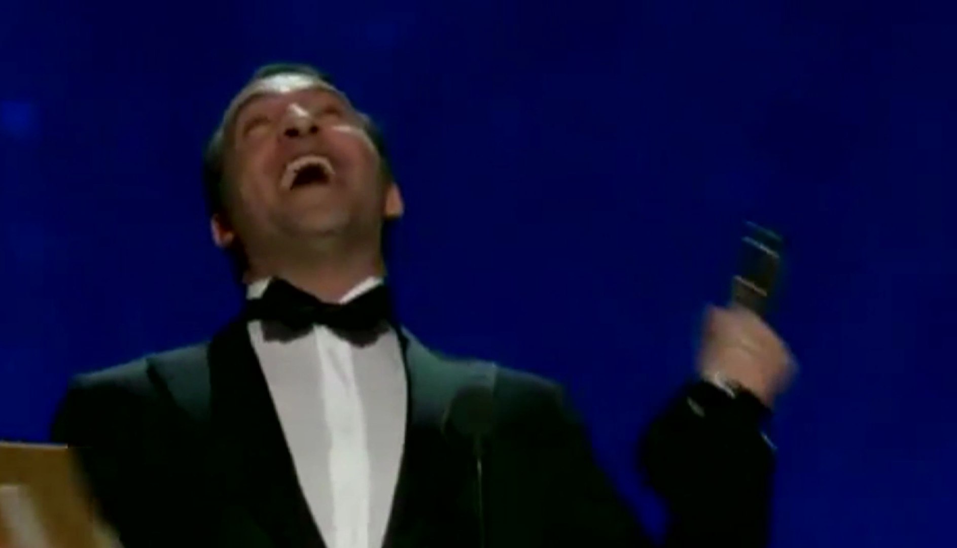 Les remerciements de Jean Dujardin aux Oscars 2012 - Vidéo Dailymotion