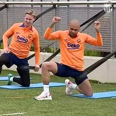 El baile de Dani Alves en el entrenamiento / FCB