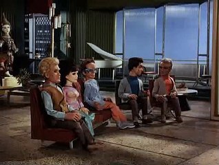 THUNDERBIRDS -TERROR EN NUEVA YORK - GUARDIANES DEL ESPACIO - SERIES TV 60