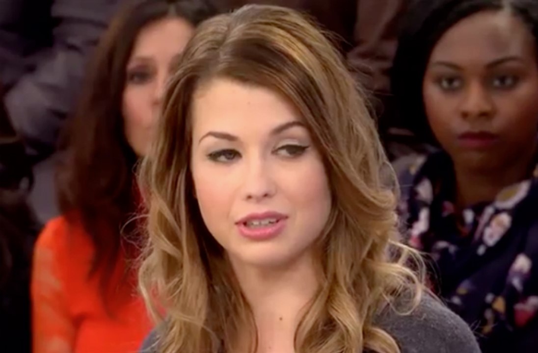 EnjoyPhoenix revient sur le harcelement qu'elle a subi au lycée dans Toute une histoire (France 2)