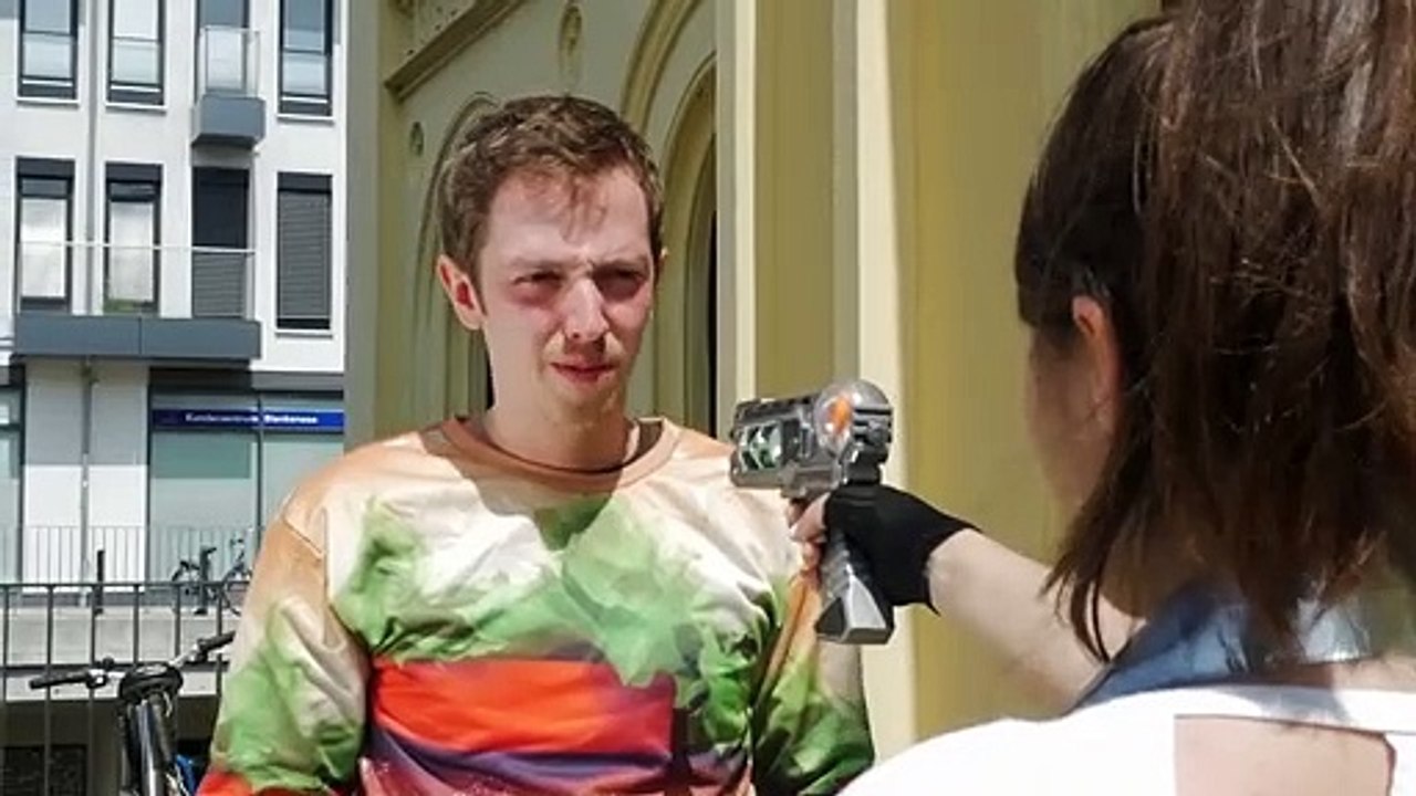 Leon Must Die Trailer DF